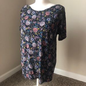 Navy floral top